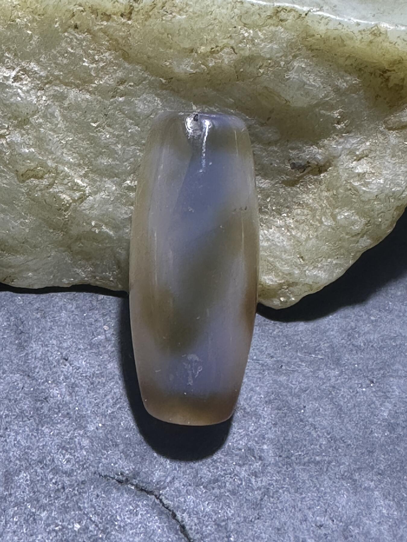 仅此一颗，藏传虎牙随形天珠一颗