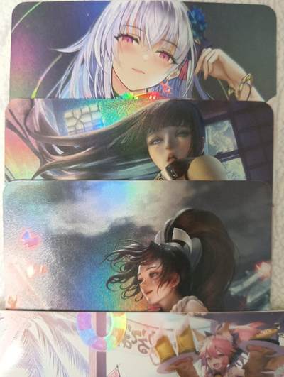 花开卡拍第43期（10月19号周日截拍，品控勿拍!!!拍品不寄存，运费5元，自制卡难免瑕疵，可能存在轻微撞角爆边等出厂瑕疵，品控介意勿拍！） - 艺术卡，散卡，彩闪四张，其中三张是艺术版