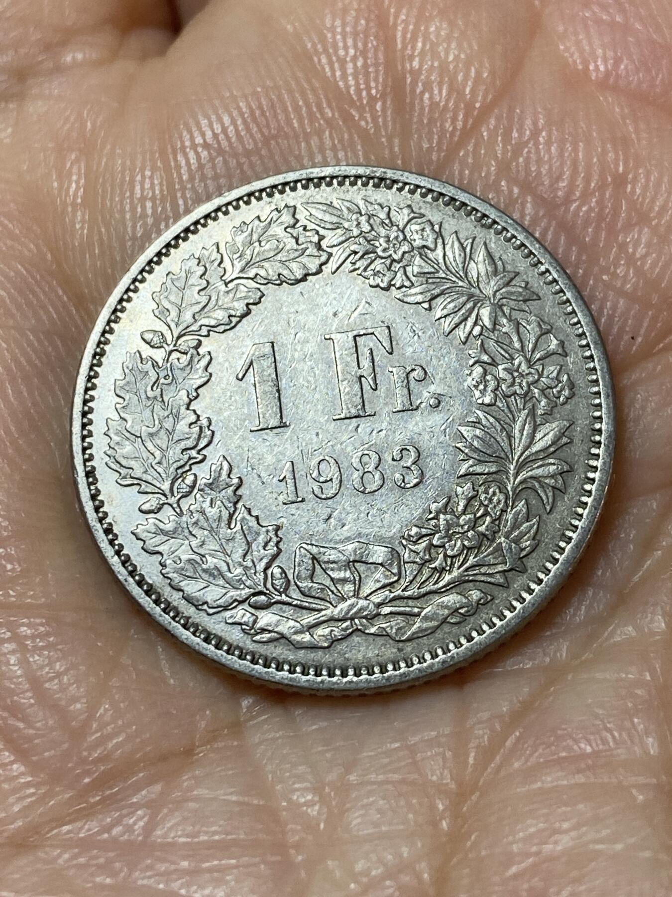 2025年第一百一十三场(总第一百三十九场）瑞士辅币专场(免佣金) 瑞士🇨🇭1983年1法郎(第六版，无标，首发年)