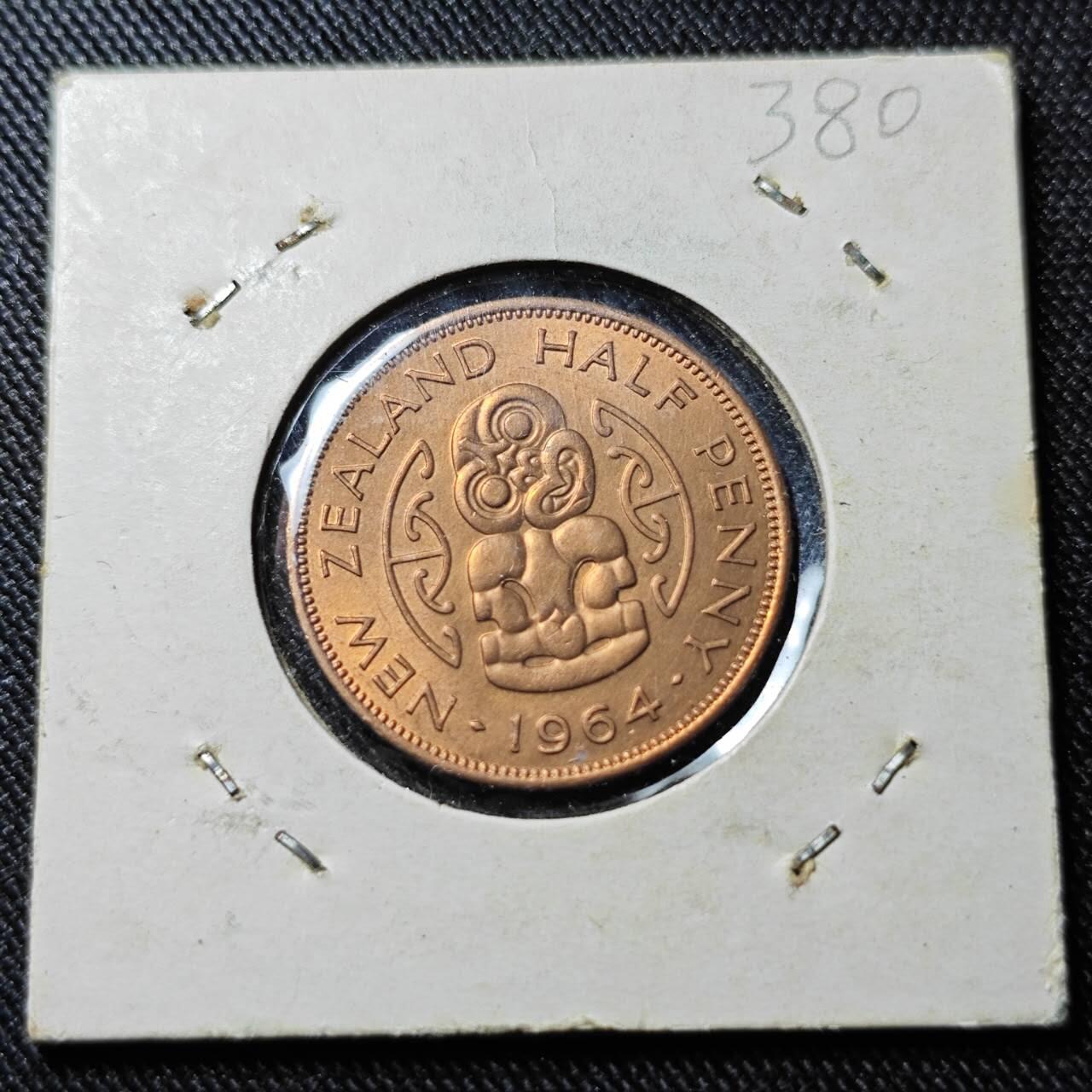 KK钱币收藏小铺  （套币 批量/好品散币 银币）专场  2月预留时间 周末发货  1964新西兰半便士铜币 好品