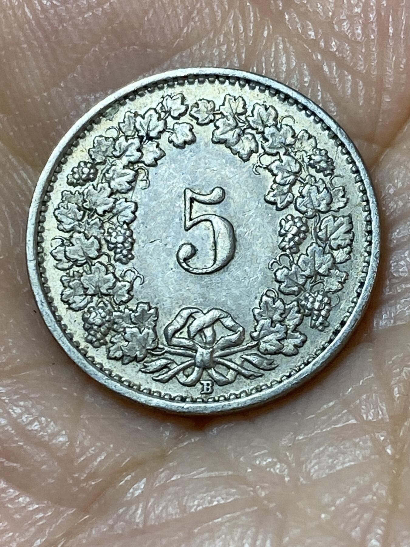 2025年第一百一十三场(总第一百三十九场）瑞士辅币专场(免佣金) 瑞士🇨🇭1952年5分(第二版，B标伯尔尼造)