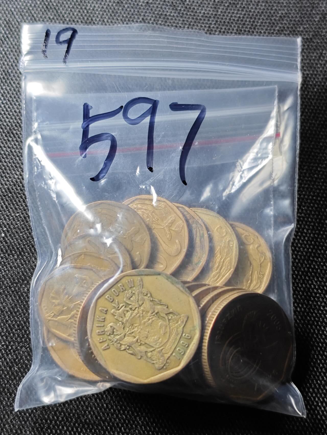 KK钱币收藏小铺  （套币 批量/好品散币 银币）专场  2月预留时间 周末发货  南非散币一组19枚