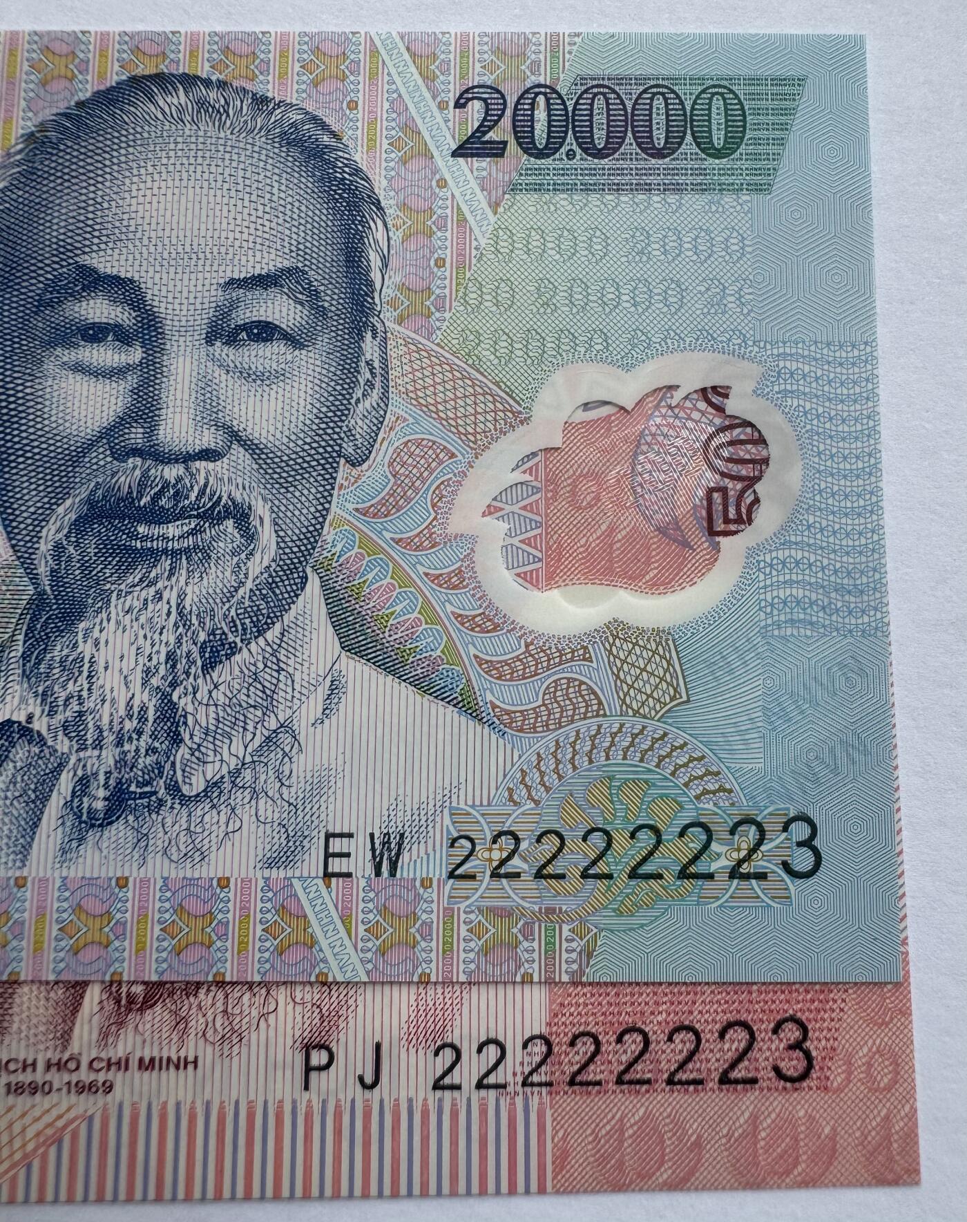 2025第24场（总第224期）：民国纸币、塑料钞、纪念钞、票样、评级币综合场 数二22222223恐龙头 越南2022年版2万、5万盾塑料钞同号码一对UNC
