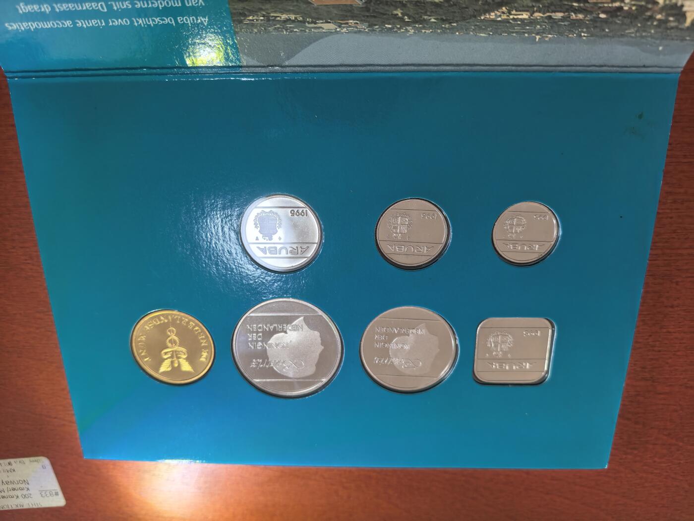 长老汇蛇年精选第六十三场拍卖 1995荷属阿鲁巴7枚套装，卡装