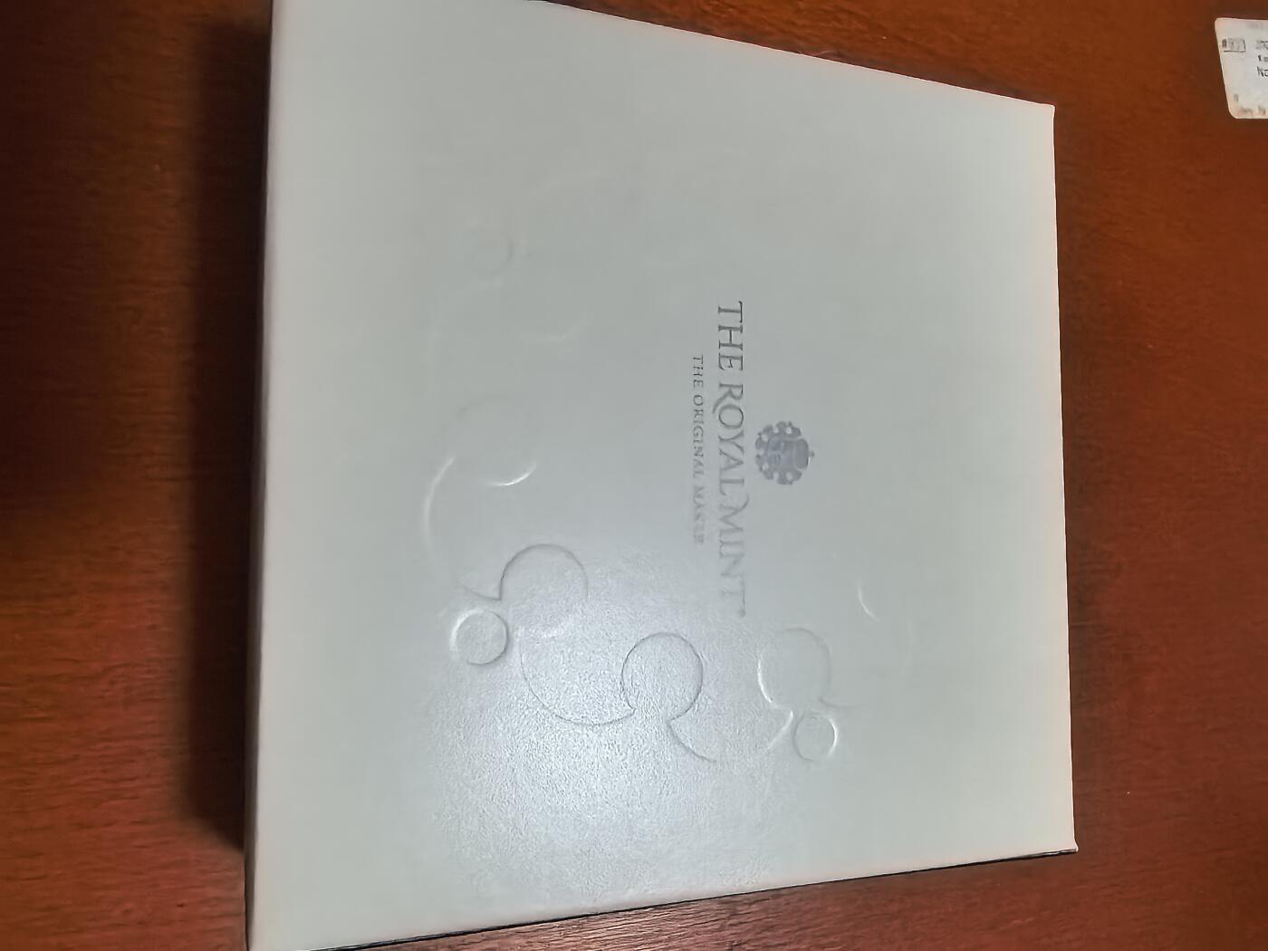 长老汇蛇年精选第六十三场拍卖  2021英国伟大雕刻师系列之怀特哥特四分盾徽5英镑精制银币，2盎司999银，盒证全，3750枚，热门！