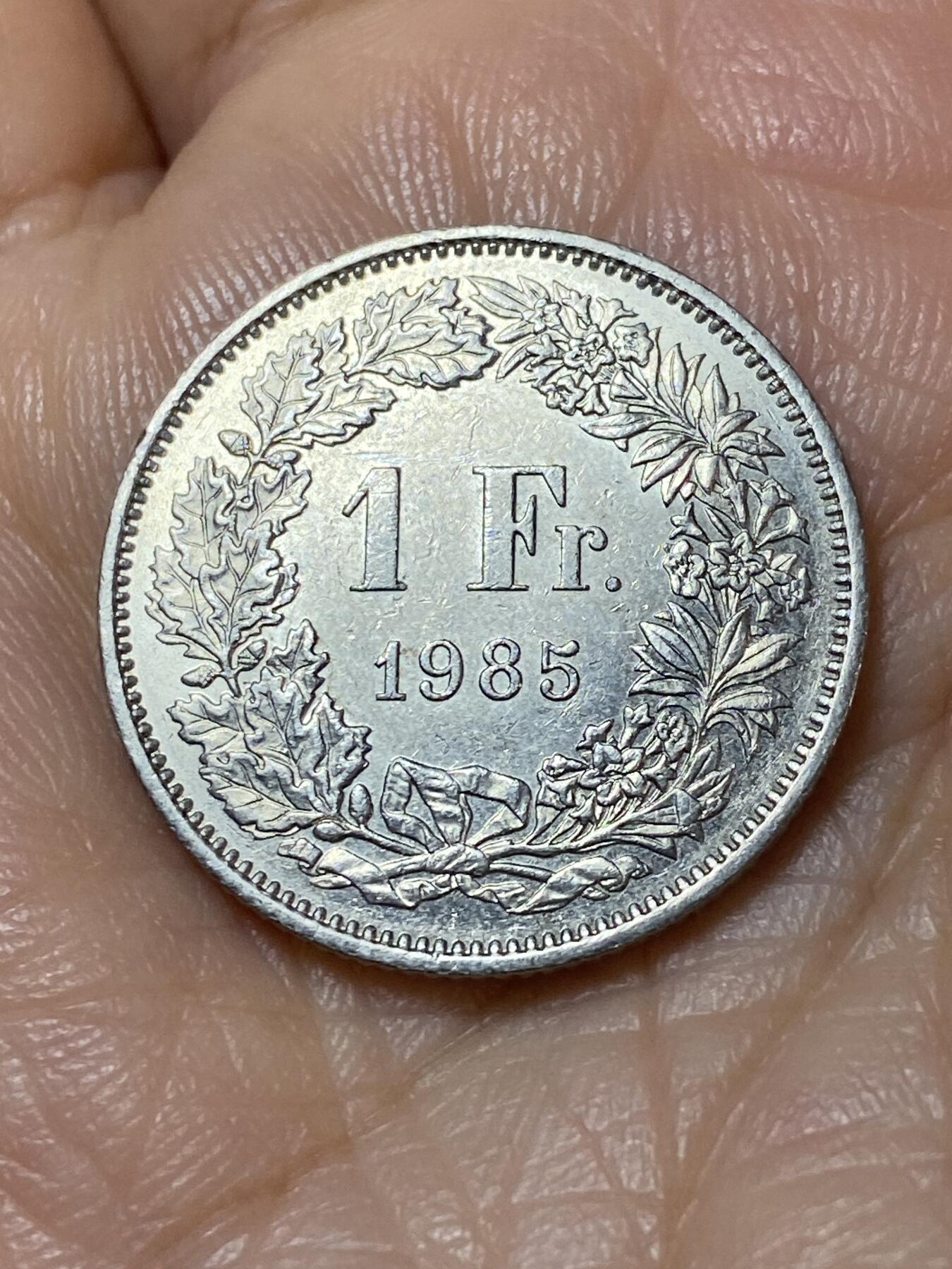 2025年第一百一十三场(总第一百三十九场）瑞士辅币专场(免佣金) 瑞士🇨🇭1985年1法郎(第六版，无标)