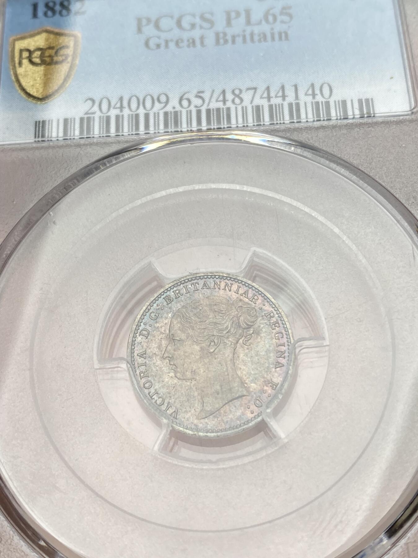万国钱币拍卖第053期【万国秋季大拍上●周五周六两场连拍】 PCGS PL65 1882年英国维多利亚女皇濯足币3便士银币 类镜面天鹅绒彩好状态