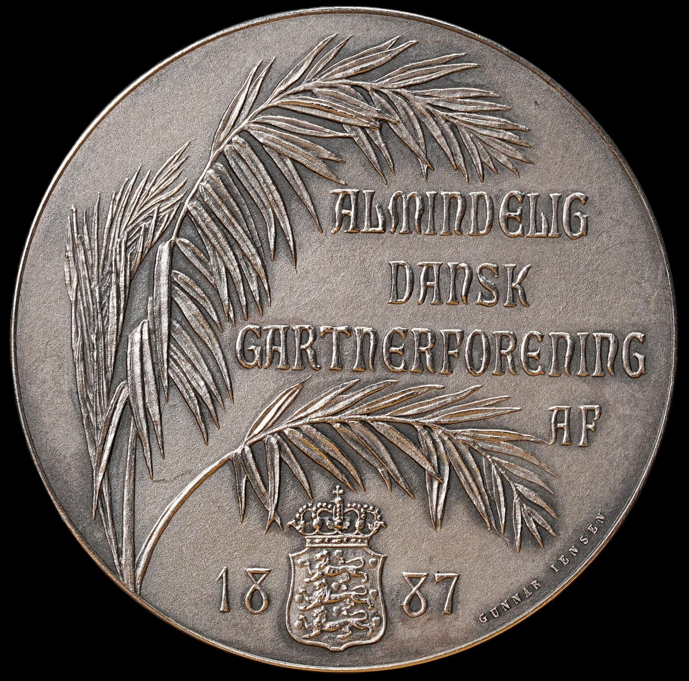 修遠堂世界钱币第八十九期 1887年丹麦园艺协会银章 带原盒 盒子有损坏 42.30mm 41.38g