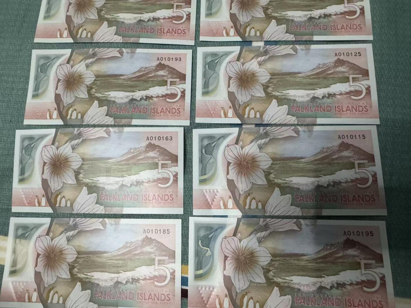 【礼羽收藏】🌏世界钱币拍卖第107期 全新UNC 福克兰群岛最新查尔斯国王5镑A冠首发十张无47 其中四张朦胧号 六张全程无47