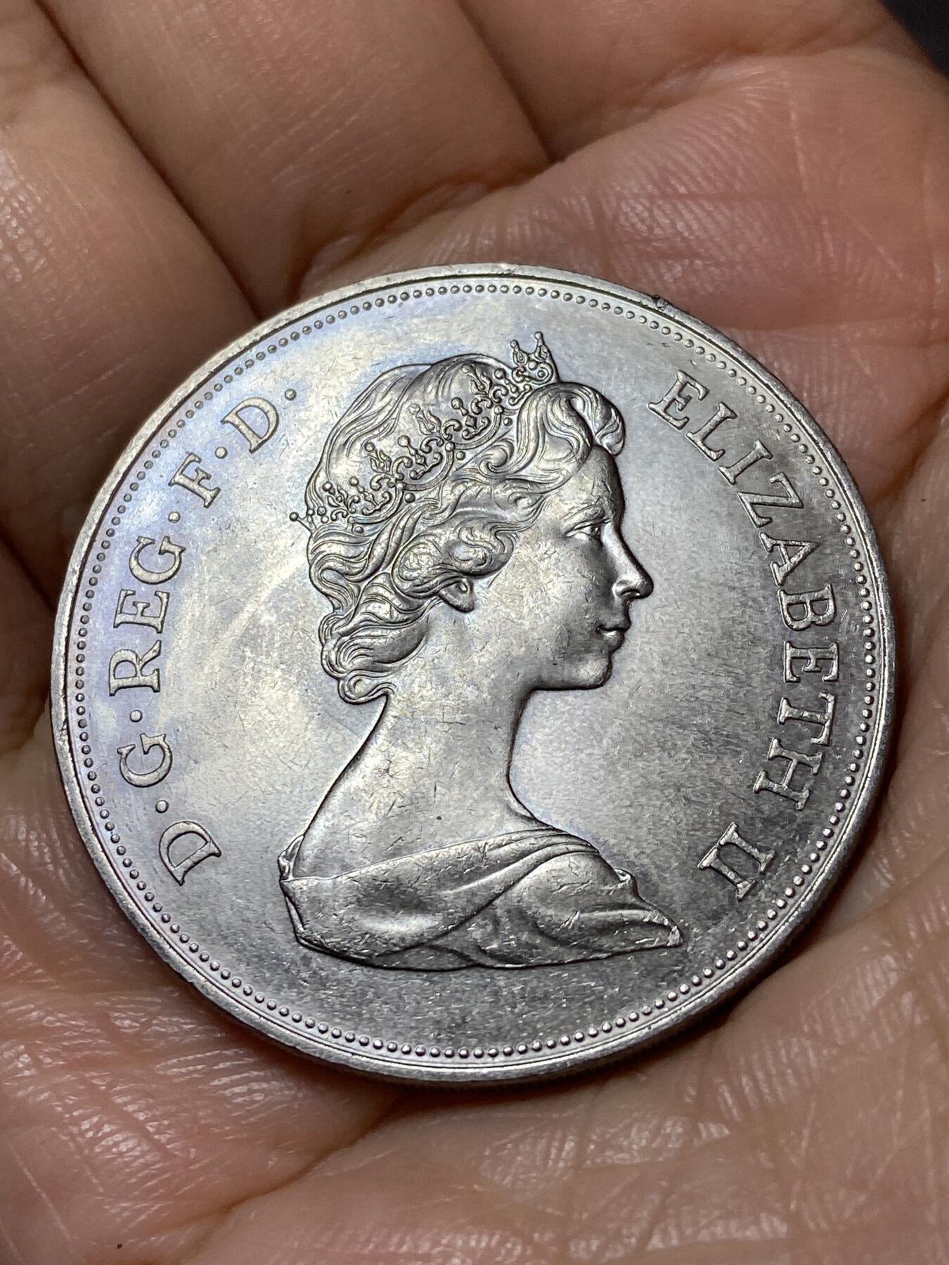 2025年第一百一十三场(总第一百三十九场）瑞士辅币专场(免佣金) 英国🇬🇧1972年25便士(伊丽莎白二世和菲利普亲王25周年银婚纪念币)