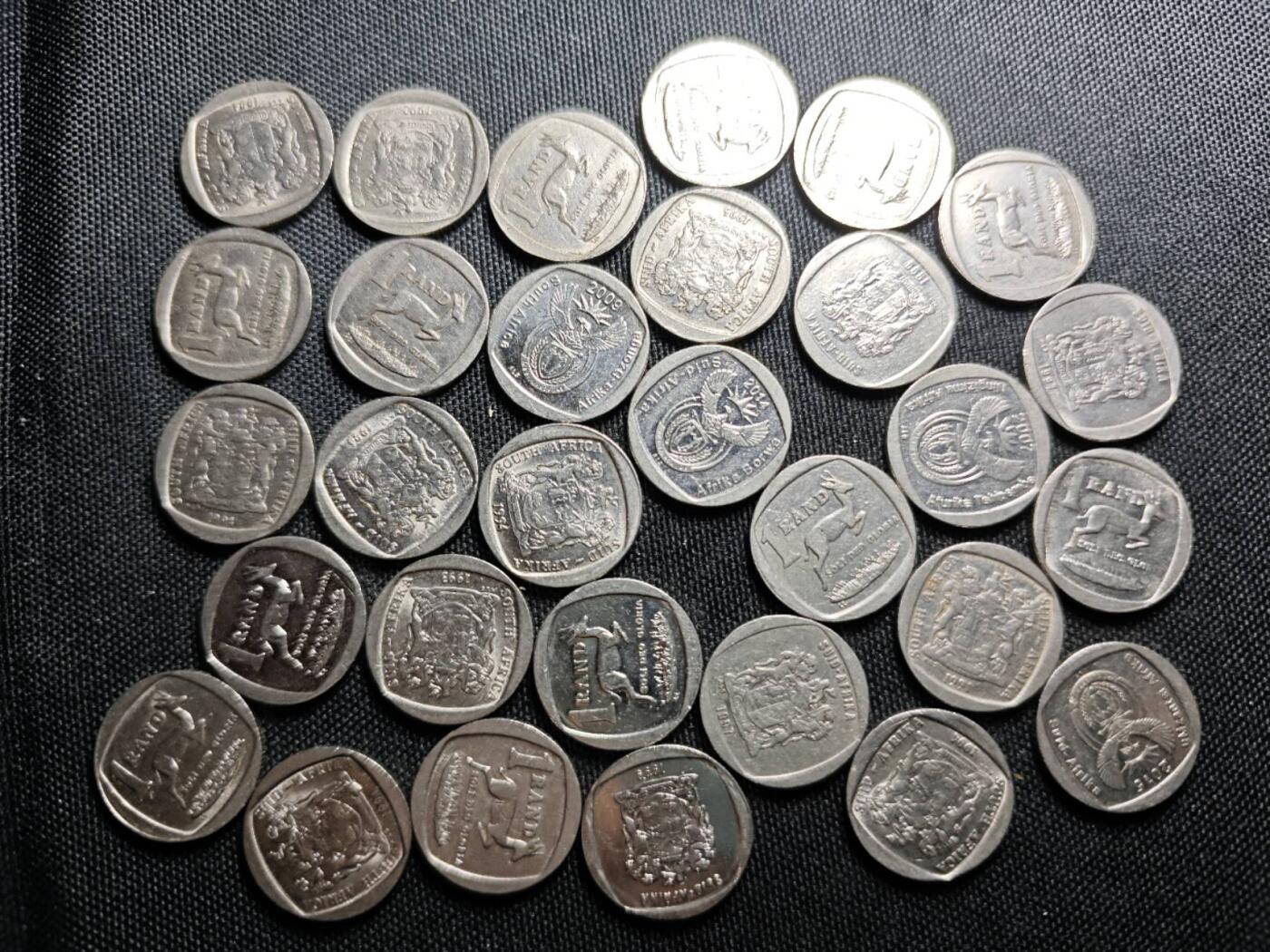 KK钱币收藏小铺  （套币 批量/好品散币 银币）专场  2月预留时间 周末发货  南非1兰特一组30枚 各种年份