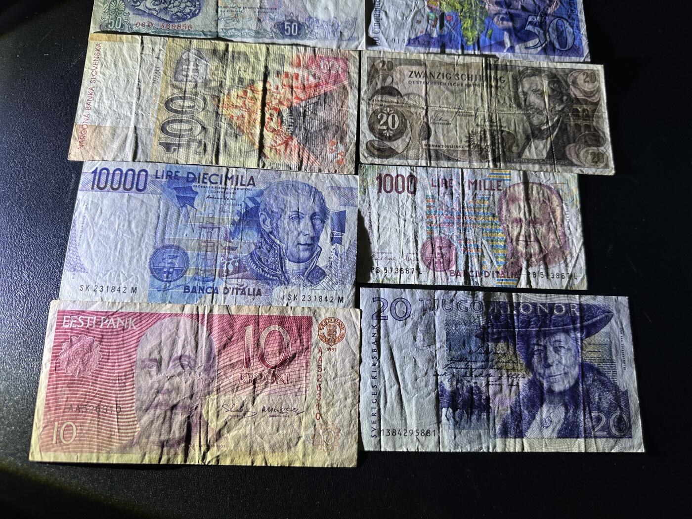 《外钞收藏家》第五百七十六期（精选场）（本平台长期征集拍品、欢迎藏友们联系合作） 希腊、法国、奥地利、意大利、瑞典等 8张一起 流通品