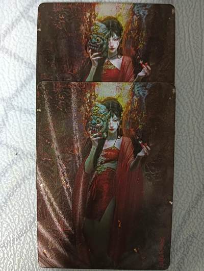 花开卡拍第43期（10月19号周日截拍，品控勿拍!!!拍品不寄存，运费5元，自制卡难免瑕疵，可能存在轻微撞角爆边等出厂瑕疵，品控介意勿拍！） - 燎原卡牌 妖姬传红衣 粗闪工艺，右上角有点撞角