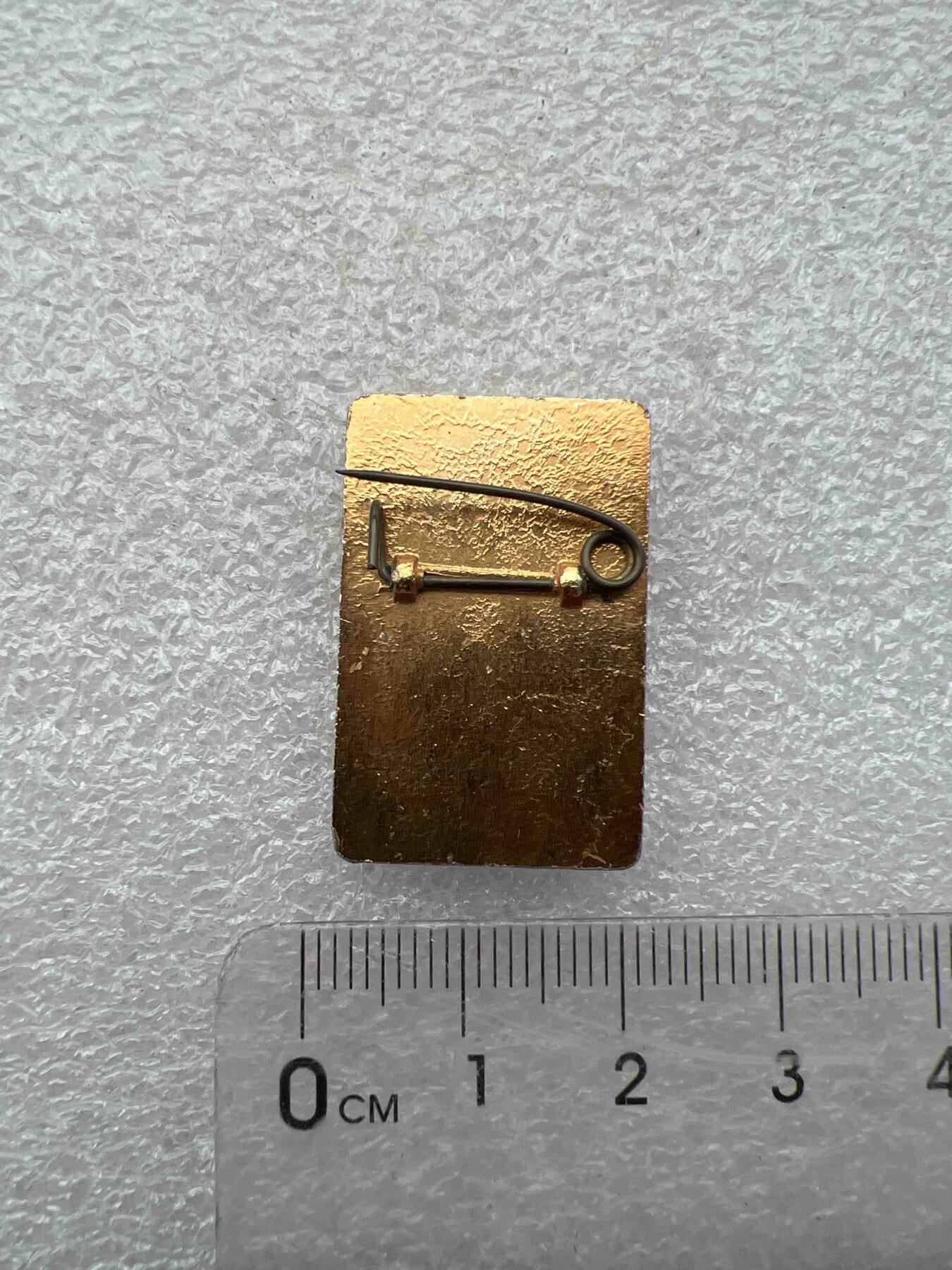 真品毛主席像章、纪念章 真品像章、纪念章