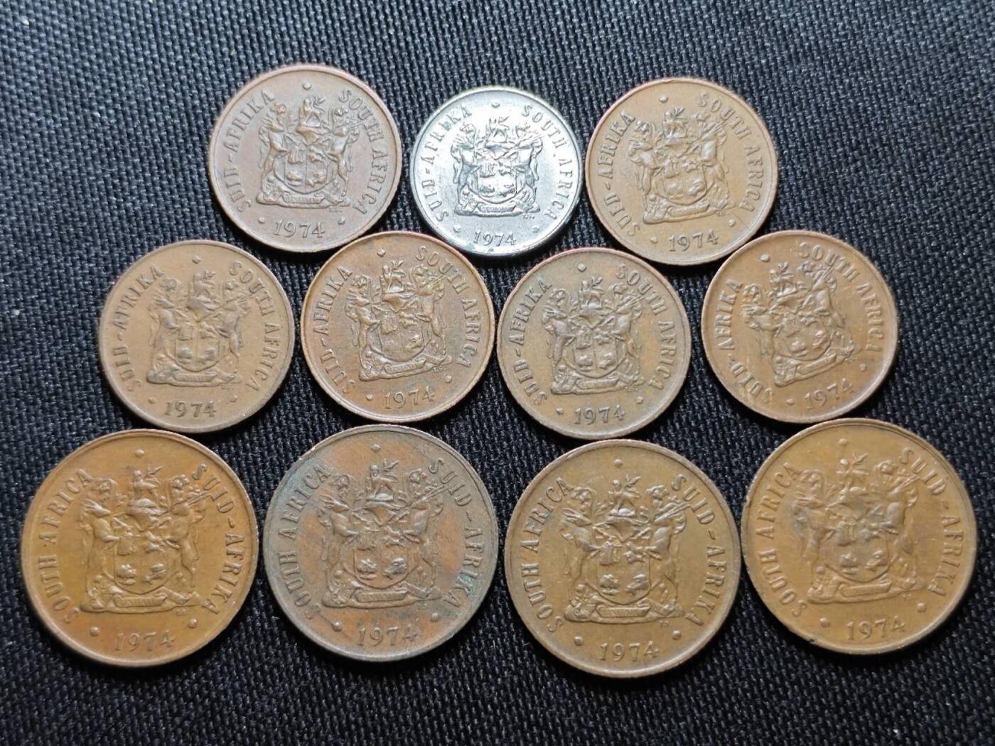 KK钱币收藏小铺  （套币 批量/好品散币 银币）专场  2月预留时间 周末发货   1974南非铜币散币一组11枚！可配套