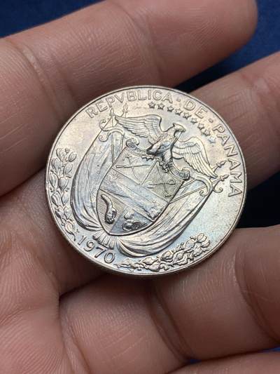 《竞宝斋》第429场 周日，周一，周二 3场连拍 （全场包邮） 巴拿马1970年1/2巴波亚银币 11.45克 好品