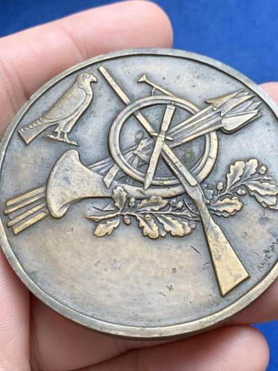 《竞宝斋》第429场 周日，周一，周二 3场连拍 （全场包邮） 基督教狩猎主保圣人Saint Hubert纪念铜章 97.9克 59.2mm 丰饶角铜标