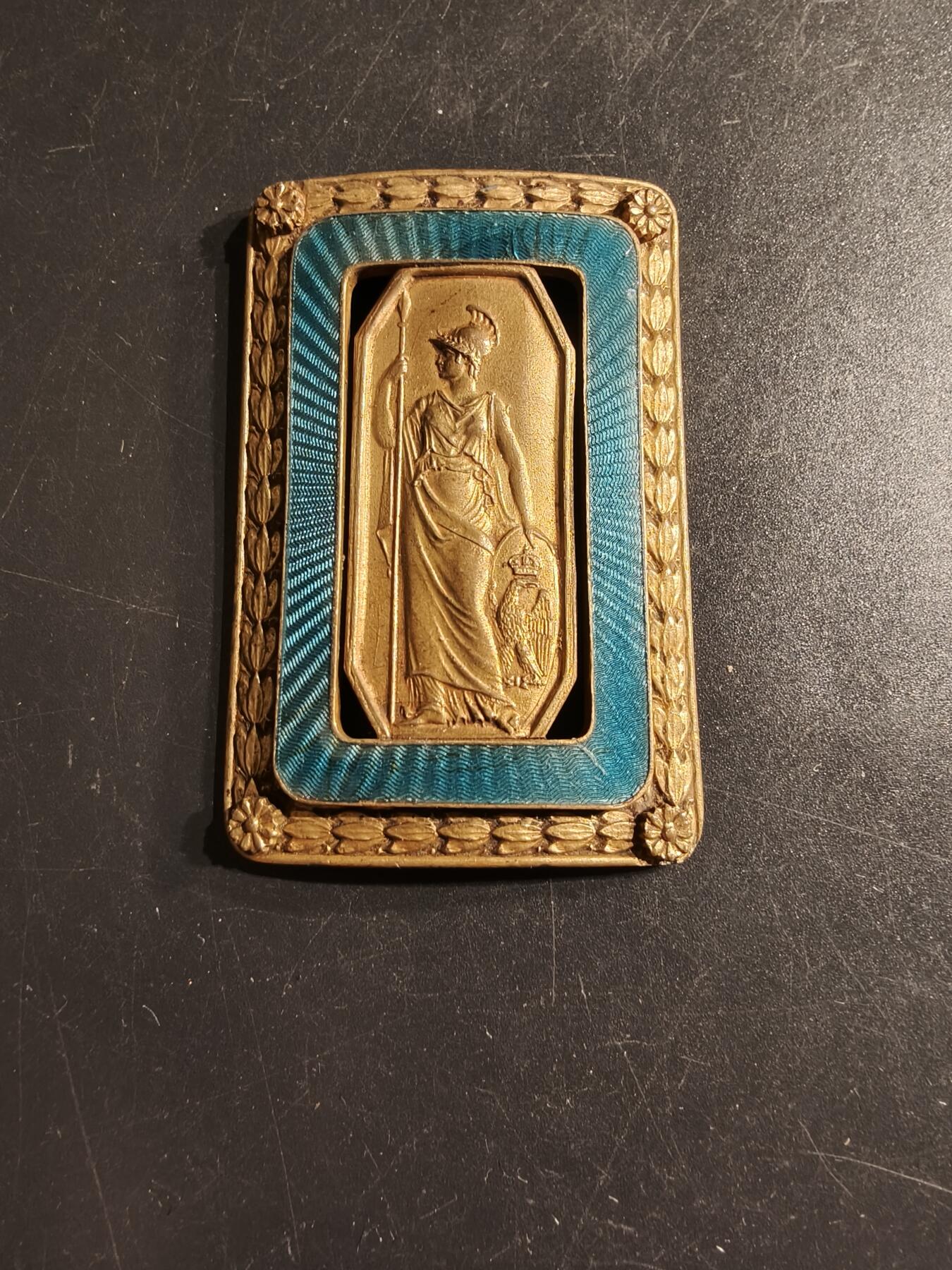 老王徽章第157期 德国雅典娜纪念章     尺寸60×38mm   局部珐琅