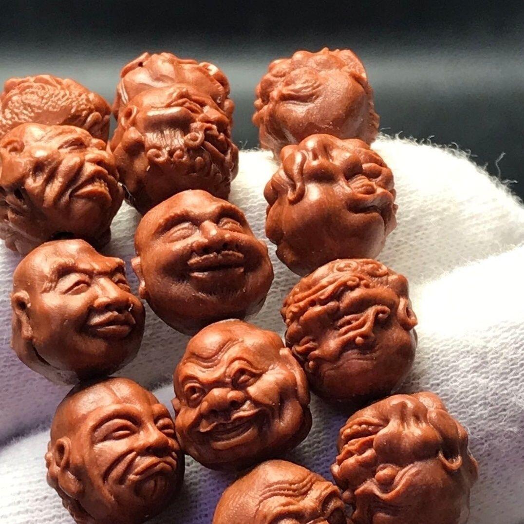 精品红龙纹桃核雕刻双面108罗汉 长串脖挂佛珠