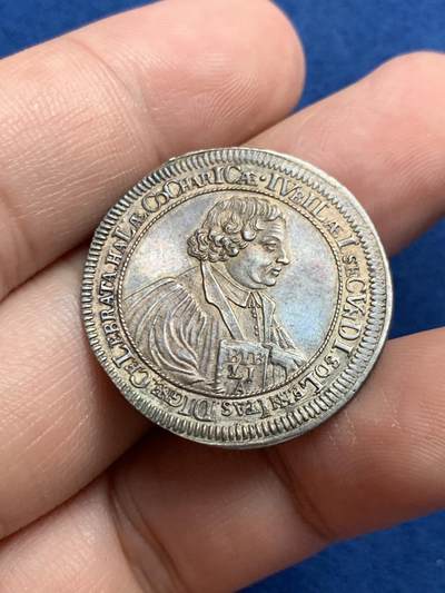 《竞宝斋》第429场 周日，周一，周二 3场连拍 （全场包邮） 德国  施韦比施哈尔市 1717年 宗教盖革200周年 2杜卡特 纪念银币 非常少的品种 目录编号Whiting-309 PCGS没入盒是放错了评级等级