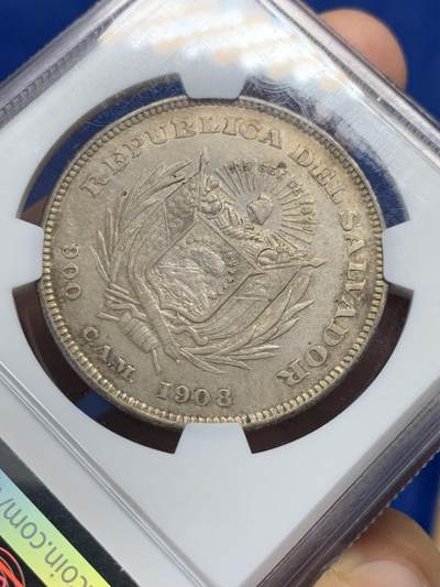 《竞宝斋》第429场 周日，周一，周二 3场连拍 （全场包邮） NGC AU 萨尔瓦多 1908年 1比索银币 包浆自然 味道好 光度也不错