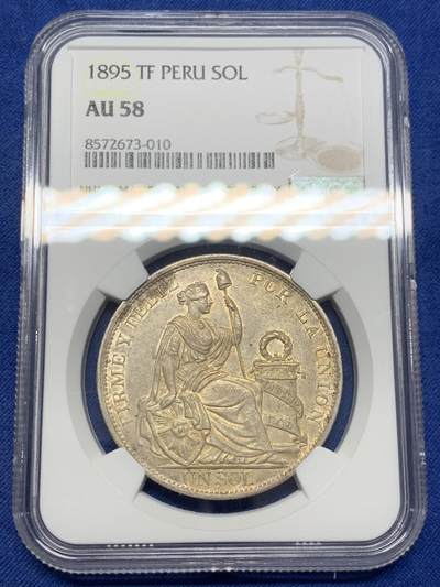 《竞宝斋》第429场 周日，周一，周二 3场连拍 （全场包邮） - NGC AU58 秘鲁1895年自由女神1索尔大银币 早期高银版