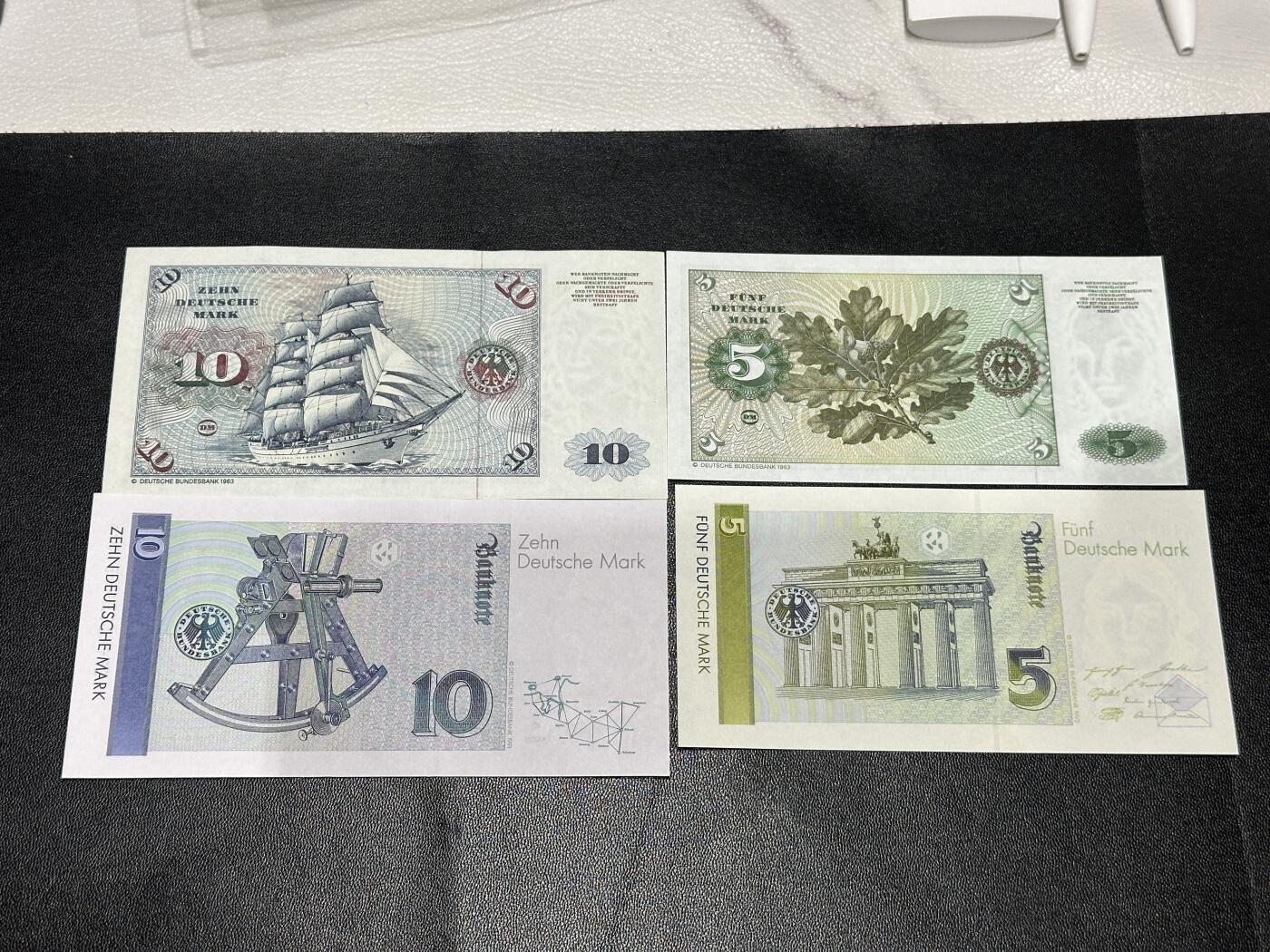 《外钞收藏家》第五百七十六期（精选场）（本平台长期征集拍品、欢迎藏友们联系合作） 德国2个版本5和10马克 四张一起 全新UNC 靓号