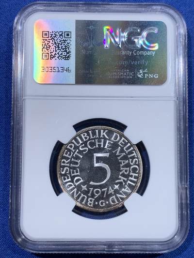 《竞宝斋》第429场 周日，周一，周二 3场连拍 （全场包邮） NGC PF66UC 联邦德国 1974G 精制5马克无毛鹰银币 原来5马克也可以这么漂亮