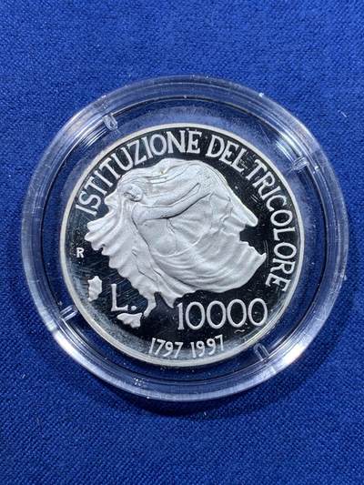 《竞宝斋》第429场 周日，周一，周二 3场连拍 （全场包邮） 1997年意大利国旗200周年纪念10000里拉精制银币 原盒带证书