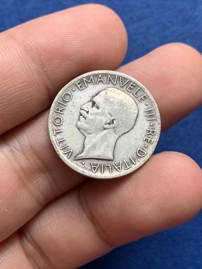 《竞宝斋》第429场 周日，周一，周二 3场连拍 （全场包邮） 意大利1927年5里拉银币 流通好品