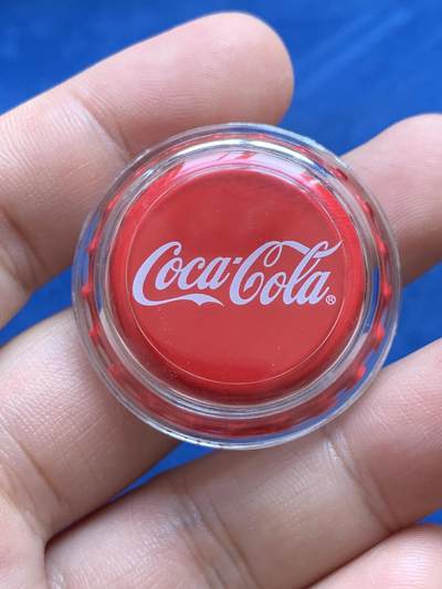 《竞宝斋》第429场 周日，周一，周二 3场连拍 （全场包邮） 2018斐济可口可乐瓶盖999纯银纪念币 6克