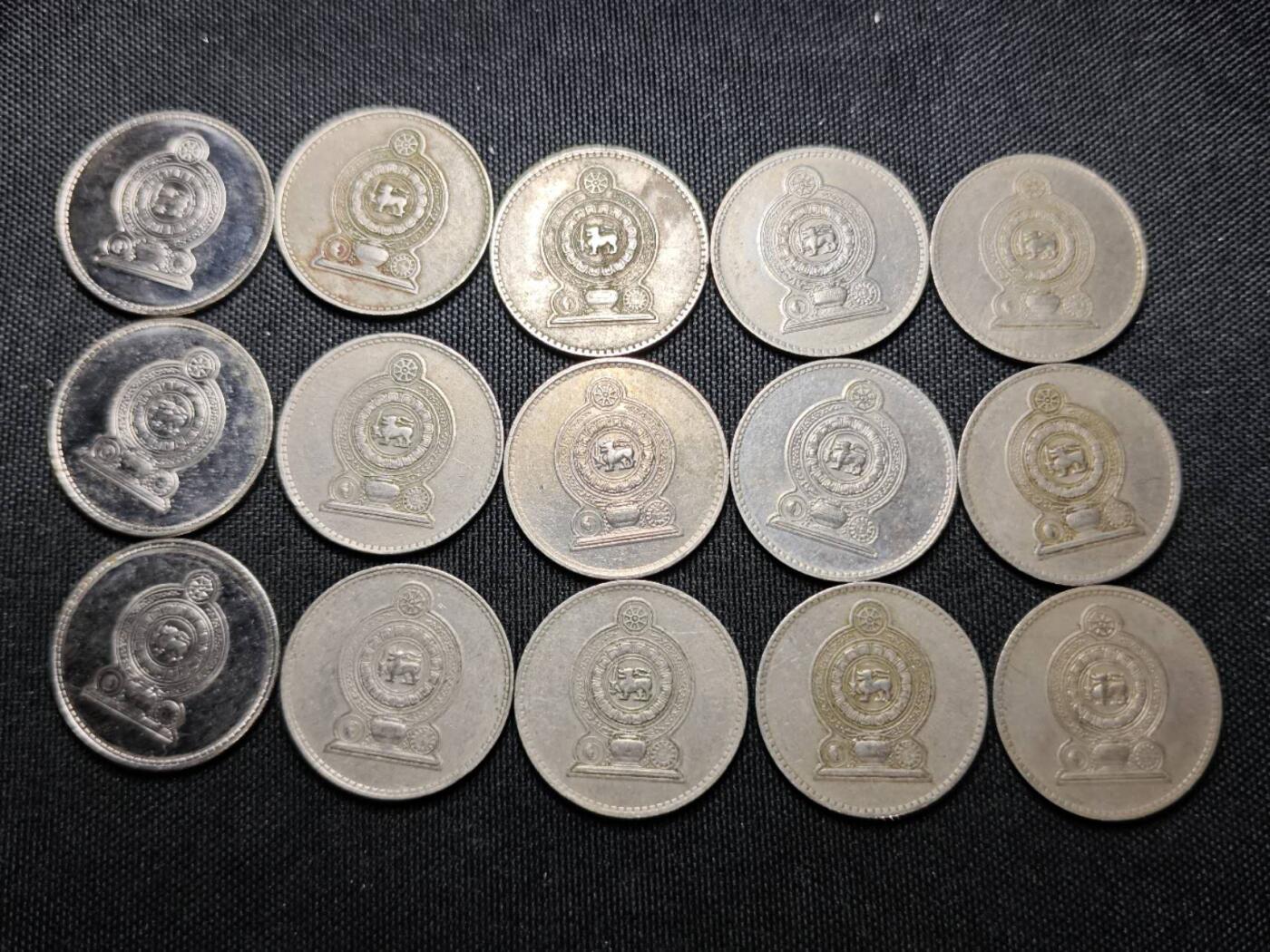 KK钱币收藏小铺  （套币 批量/好品散币 银币）专场  2月预留时间 周末发货  斯里兰卡散币一组36枚