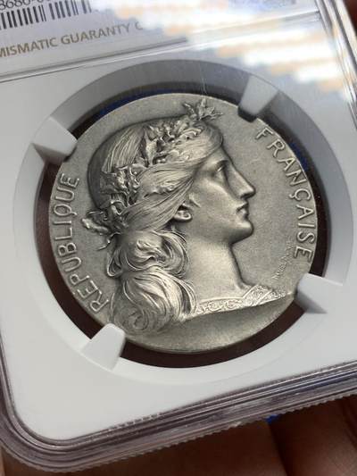 《竞宝斋》第429场 周日，周一，周二 3场连拍 （全场包邮） NGC MS64 法国 1918年 花环少女玛丽安娜军事贡献银奖章，表彰一战中的军事贡献，整体状态极佳