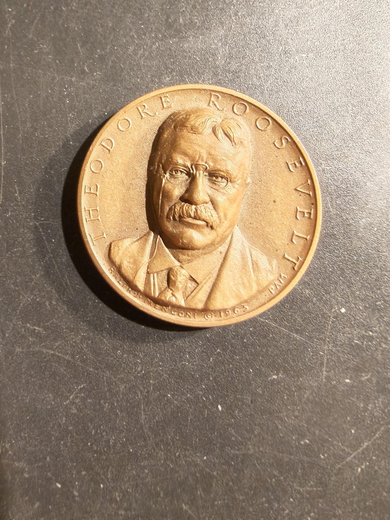 老王徽章第157期 美国总统大铜章 原盒 1901-1909西奥多罗斯福 直径33mm. 重量18.4g 高浮雕精美