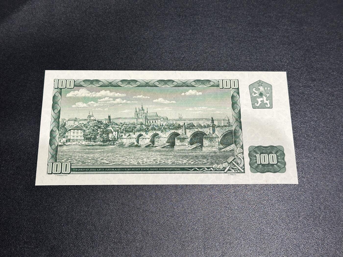 《外钞收藏家》第五百七十六期（精选场）（本平台长期征集拍品、欢迎藏友们联系合作） 1961年捷克斯洛伐克100克朗 全新UNC 无47靓号