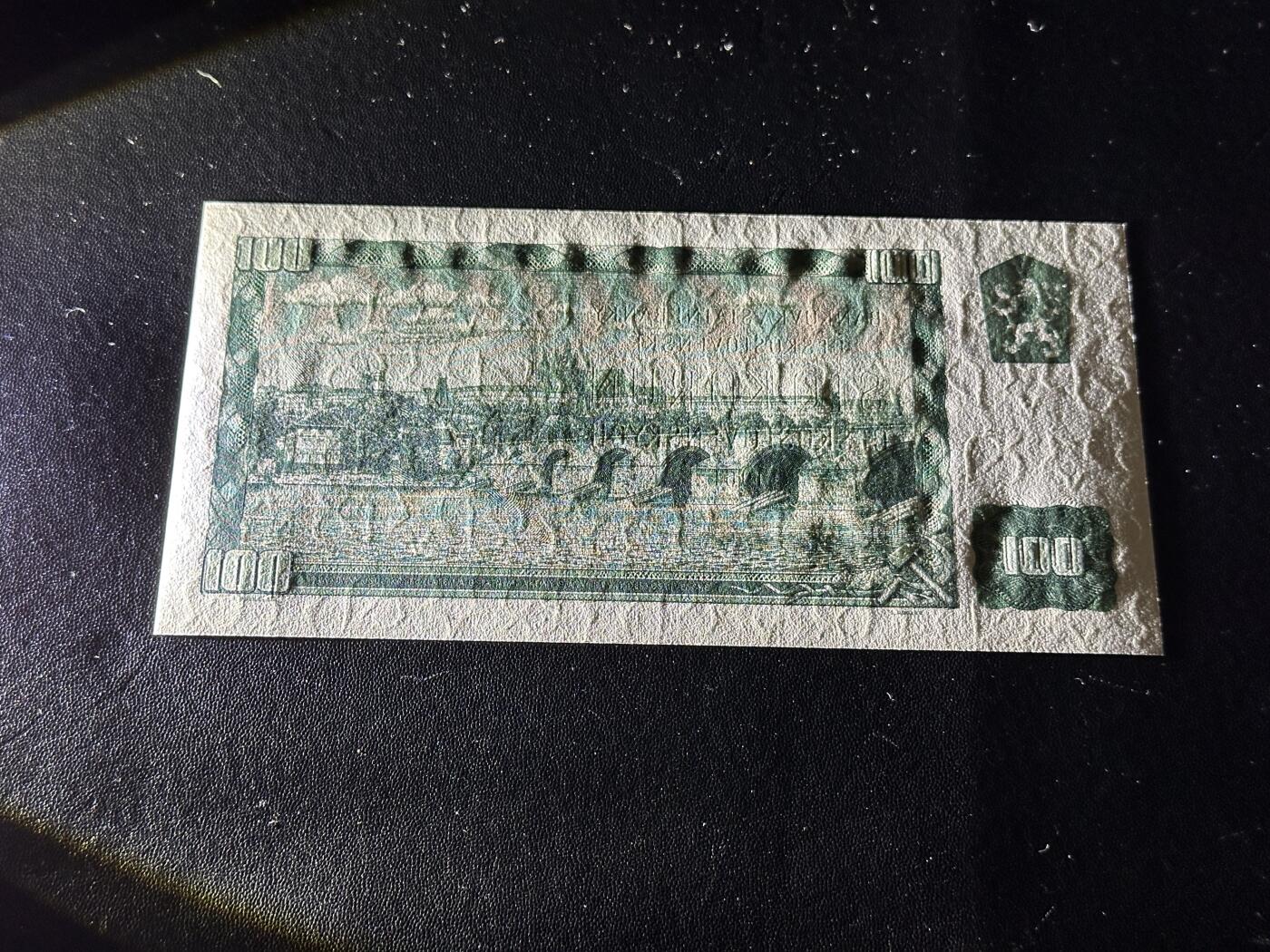 《外钞收藏家》第五百七十六期（精选场）（本平台长期征集拍品、欢迎藏友们联系合作） 1961年捷克斯洛伐克100克朗 全新UNC 无47靓号