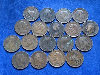 《竞宝斋》第429场 周日，周一，周二 3场连拍 （全场包邮） 18枚英国1便士铜币