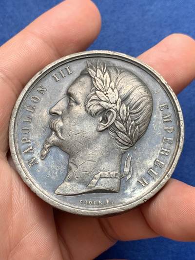 《竞宝斋》第429场 周日，周一，周二 3场连拍 （全场包邮） 1860年拿破仑三世纪念章 WM材质 54.9克 50mm