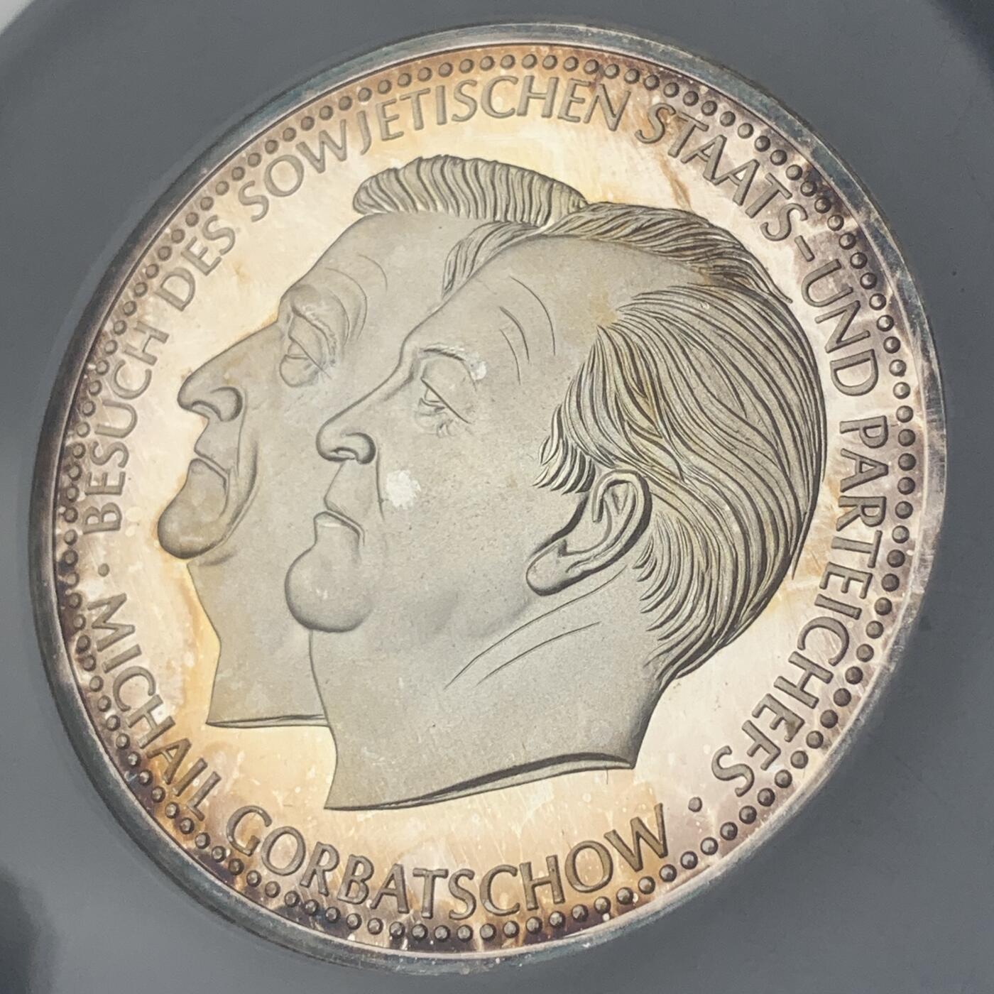 掌中浮雕-藏着的欧洲第038场 公博评级PF68：1989年德国银章，50mm，35g