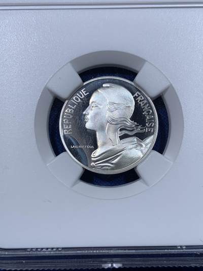 《竞宝斋》第429场 周日，周一，周二 3场连拍 （全场包邮） NGC PF67 CAMEO 法国第五共和国 1980年 10分加厚精制银币 7.6克 950银 资料显示发行量仅820枚