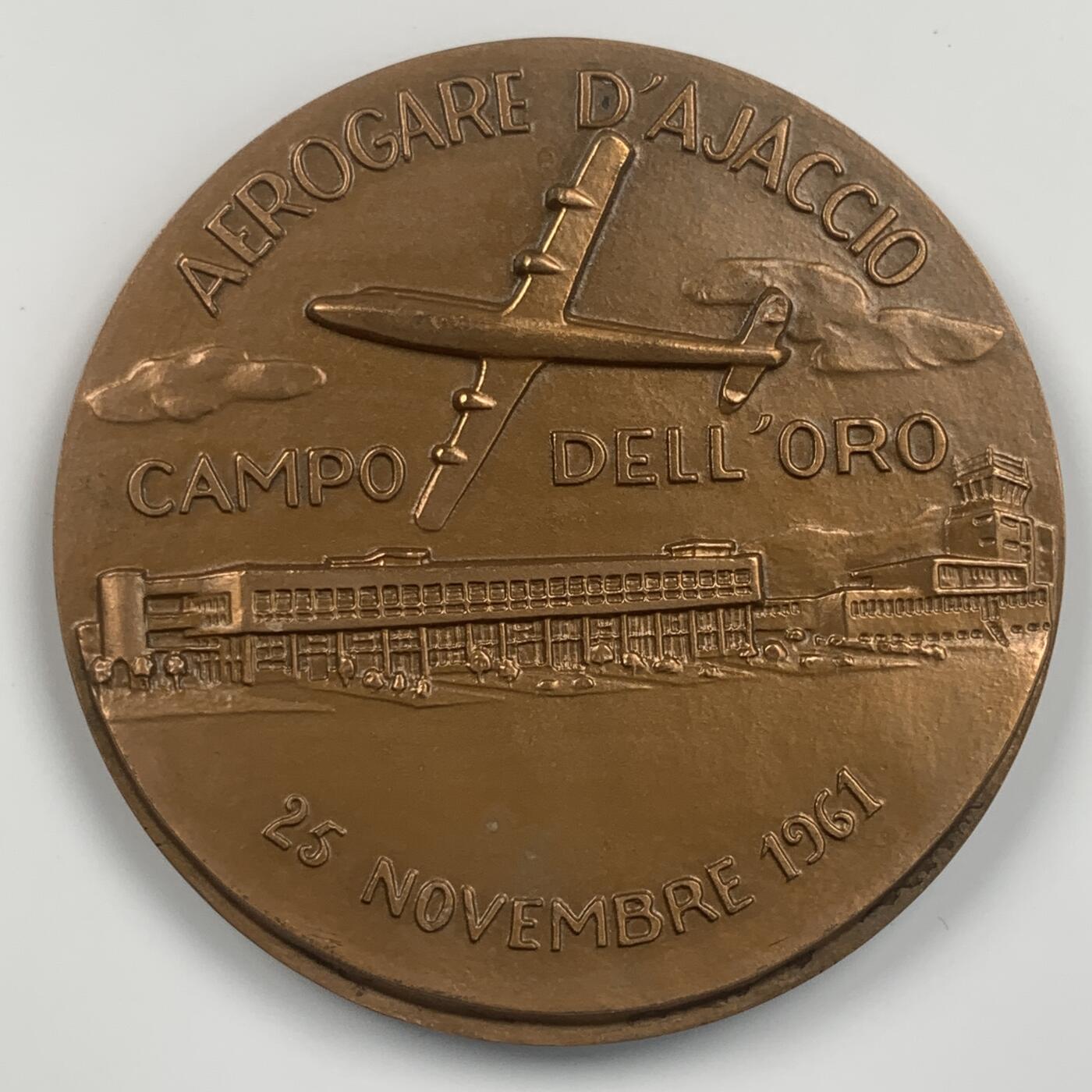 掌中浮雕-藏着的欧洲第038场 1961年法国戴高乐机场纪念铜章，63mm，113g