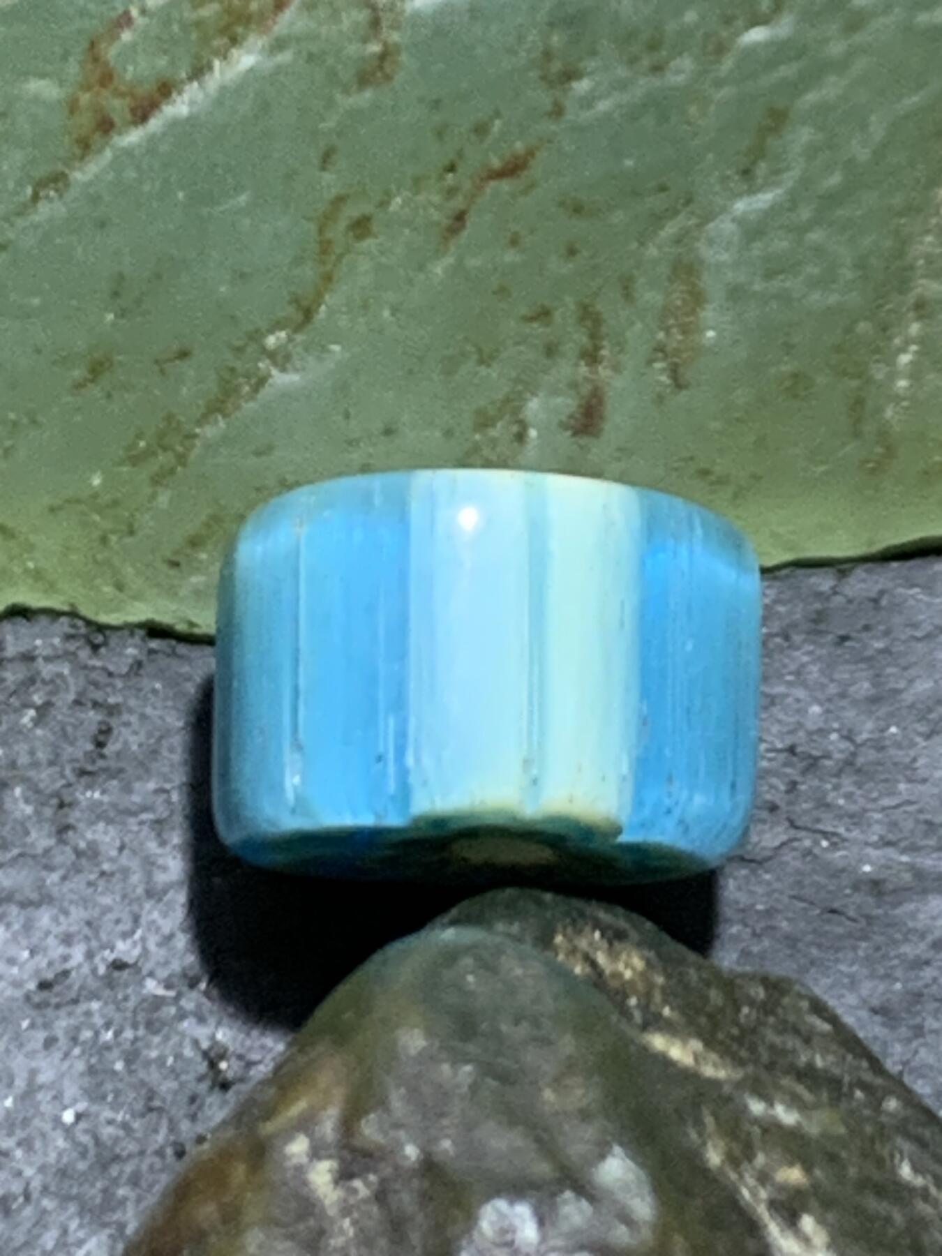 尼泊尔古法手做老琉璃珠一颗，