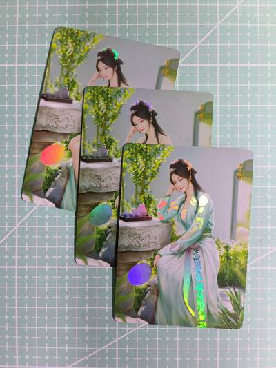 C先生卡牌 第14期 《神州百花谱》《Art系列》《人间传》持续收拍品中... - 【彩闪】燎原《梦回红楼》李绮 三渐变