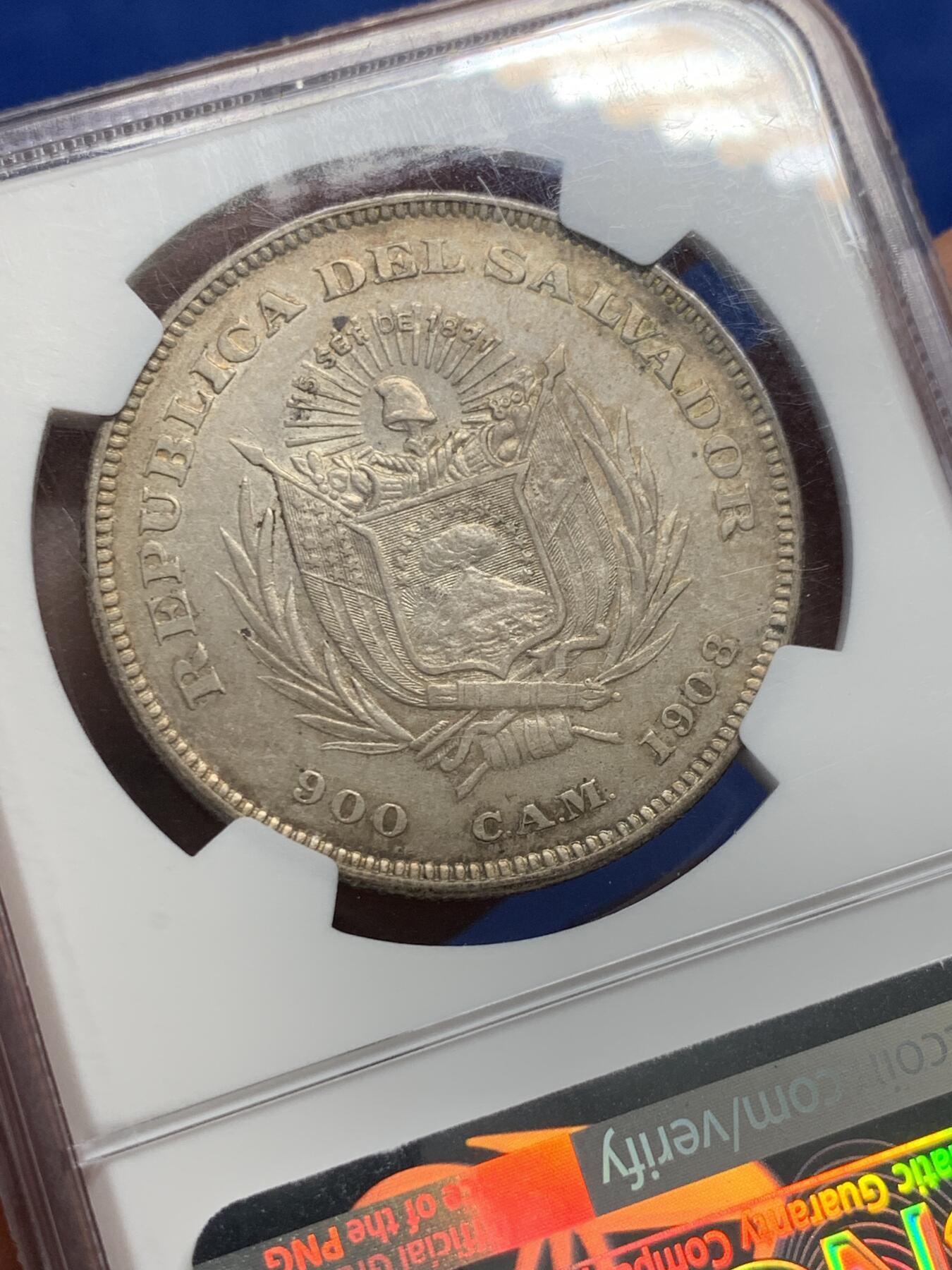 《竞宝斋》第429场 周日，周一，周二 3场连拍 （全场包邮） NGC AU 萨尔瓦多 1908年 1比索银币 包浆自然 味道好 光度也不错