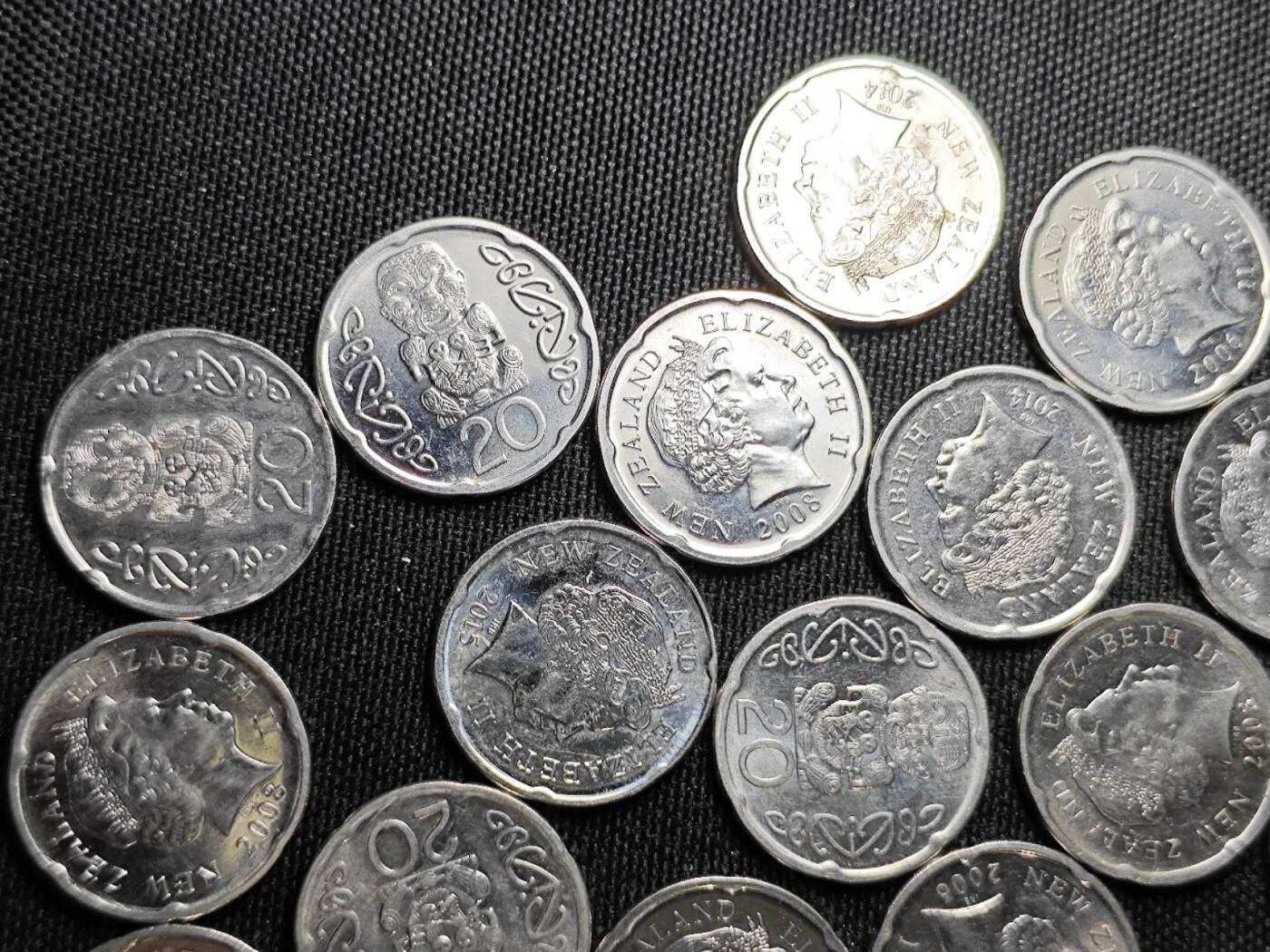 KK钱币收藏小铺  （套币 批量/好品散币 银币）专场  2月预留时间 周末发货  新西兰20分24枚一组