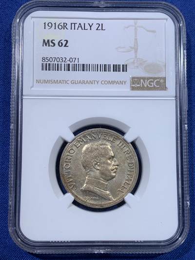 《竞宝斋》第429场 周日，周一，周二 3场连拍 （全场包邮） - NGC MS62 意大利 1916年 马车2里拉银币