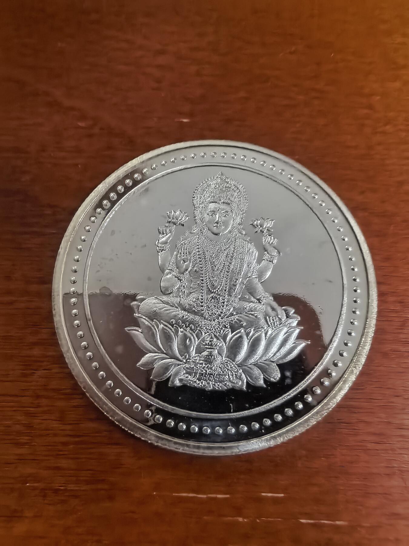 长老汇蛇年精选第六十四场拍卖 印度庙祝钱铜镀银，20.57克，40MM
