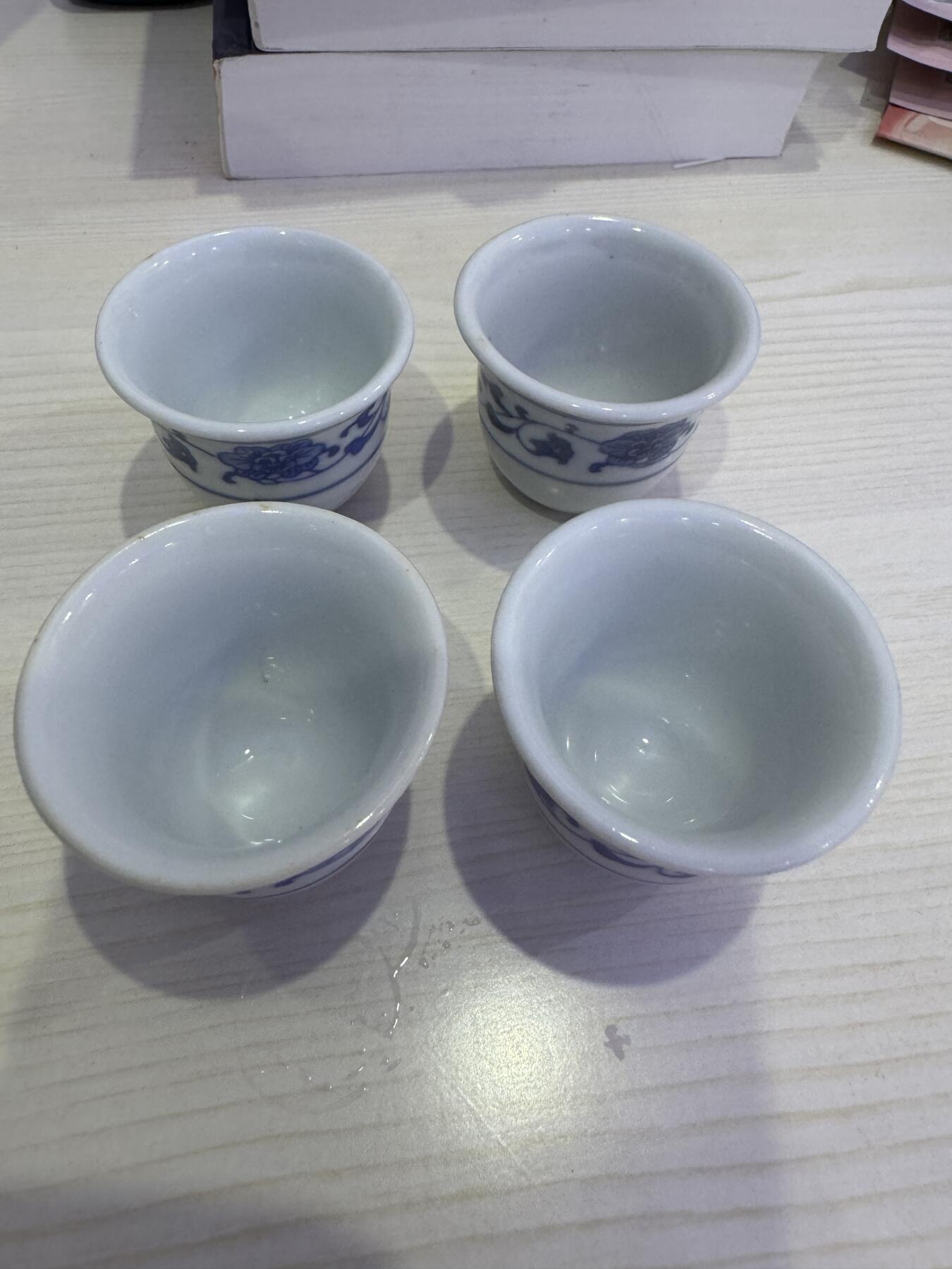 景德镇青花小瓷杯