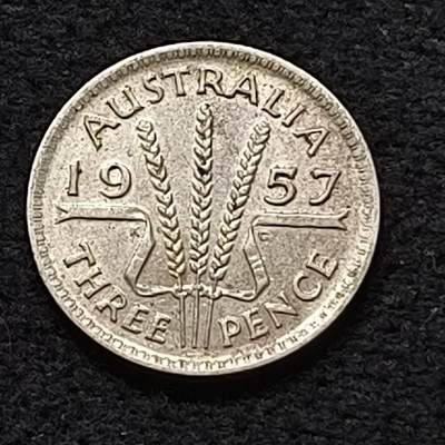 【全场包邮】纯粹捡漏拍470场（免费代拍第7场） - 澳大利亚1957年女王3便士（16毫米1.41克）银币