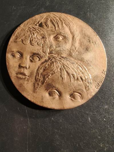 老王徽章第157期 - 法国SOS儿童村成立20周年大铜章     直径68mm.   重量176.3g